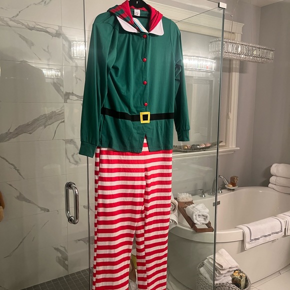 Funny ugly Christmas 🎄 PJ s women’s small one piece 🎄🎄 - Picture 9 of 17
